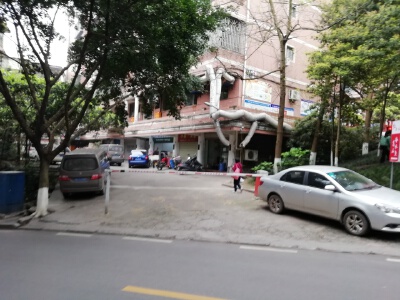 万顺路与康平路交汇口空置商铺房东直租